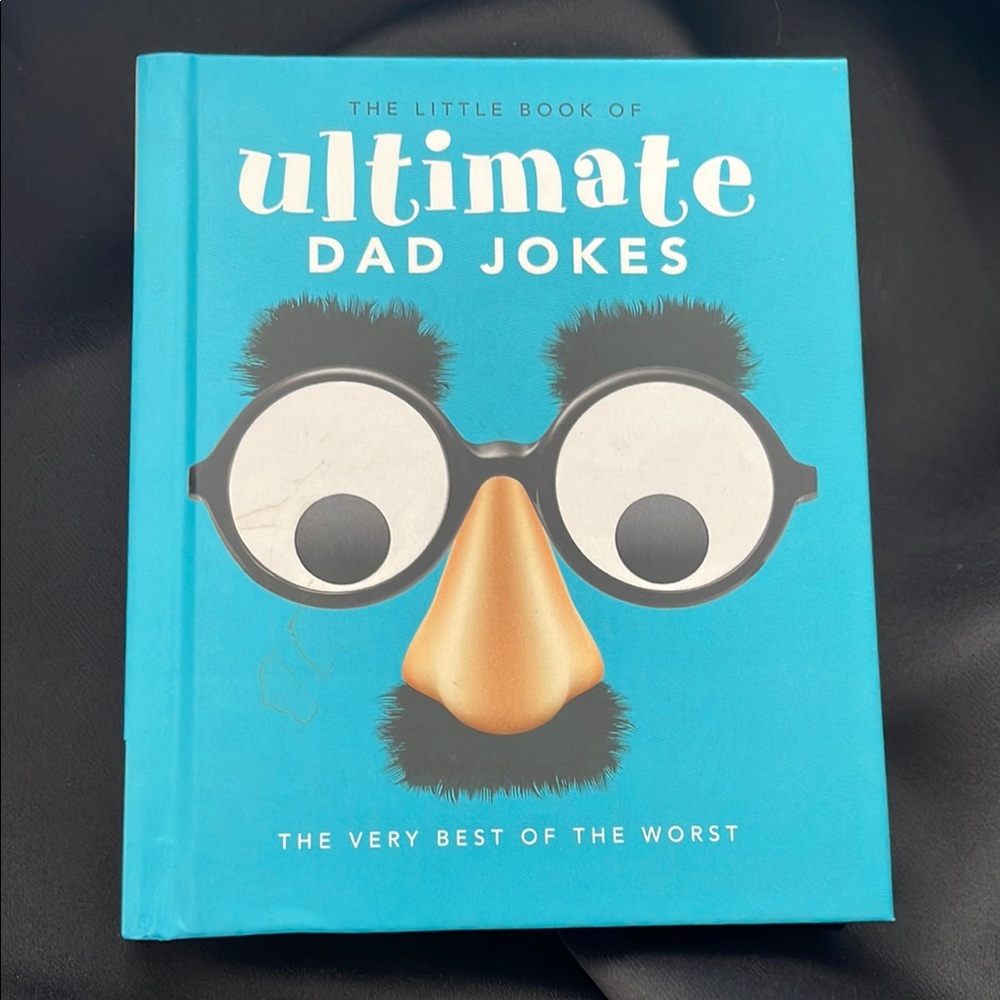 The Little Book of Ultimate Dad Jokes - Blue Cover